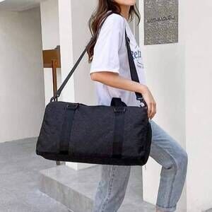 NEW BEAUTY STASH textured checkered travel duffel weekender in black